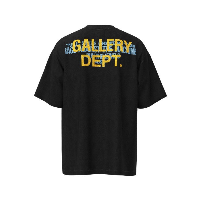 Gallery Dep Under the light, the portrait of the goddess is printed and washed to make old short sleeves.