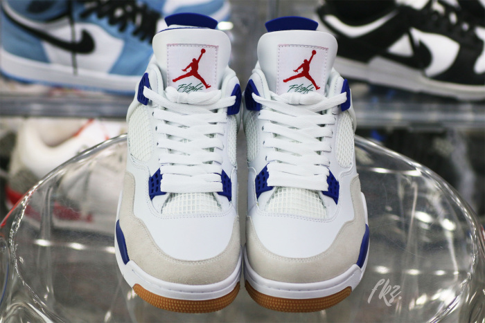 Nike SB x Air Jordan 4 “Sapphire”