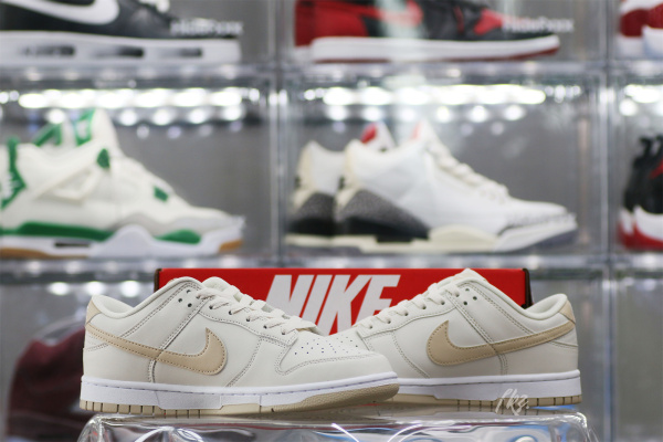 Nike Dunk Low Phantom Sanddrift
