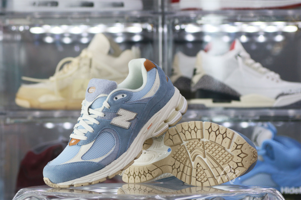 New Balance 2002R Wet Blue