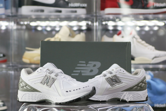 New Balance 1906R White Rain Cloud