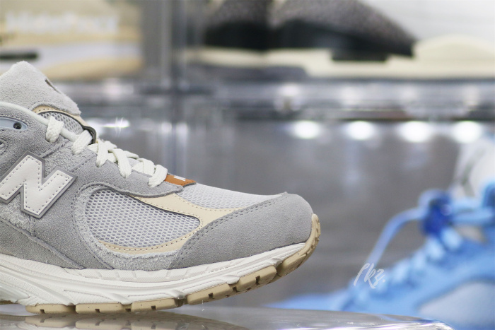 New Balance 2002R Concrete Grey