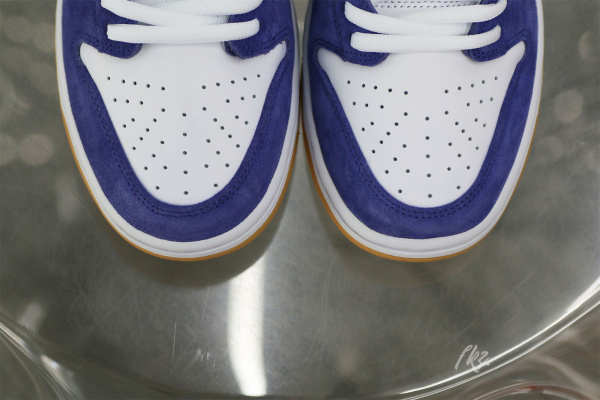 Nike SB Dunk Low Pro ISO Orange Label Court Purple