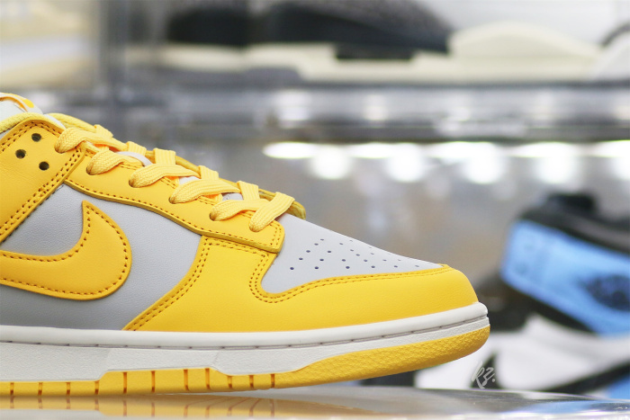 Nike Dunk Low Citron Pulse (Women's)