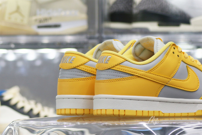 Nike Dunk Low Citron Pulse (Women's)