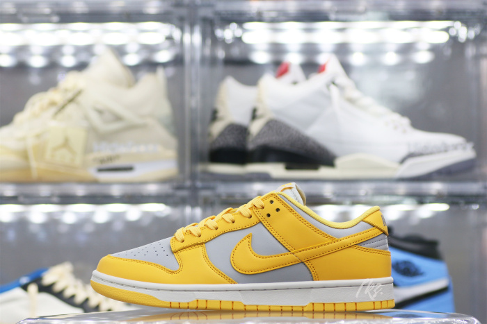 Nike Dunk Low Citron Pulse (Women's)