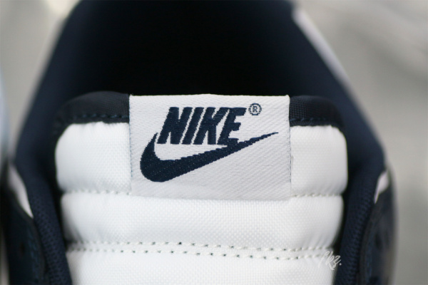 Nike Dunk Low Midnight Navy University Blue