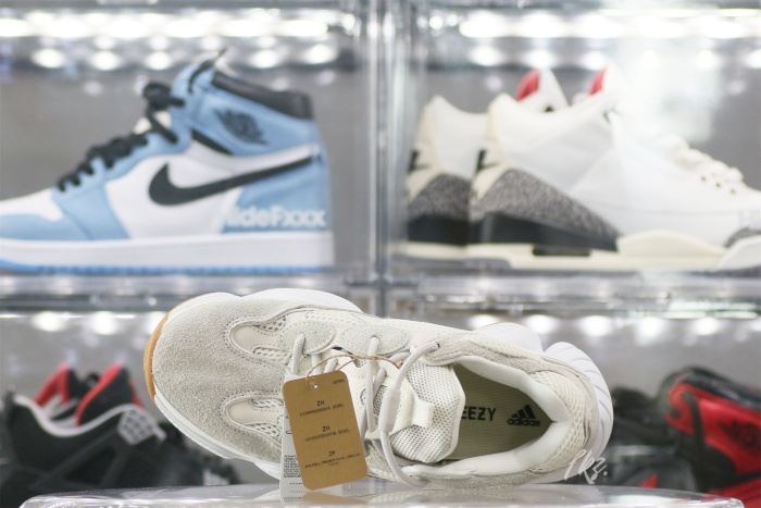 Adidas Yeezy 500  Bone White