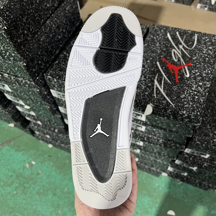 Air Jordan 4 Retro  Military Black (LN5 A1 Batch)