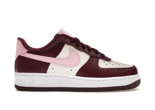 Nike Air Force 1 Low '07 Valentine’s Day (2023)