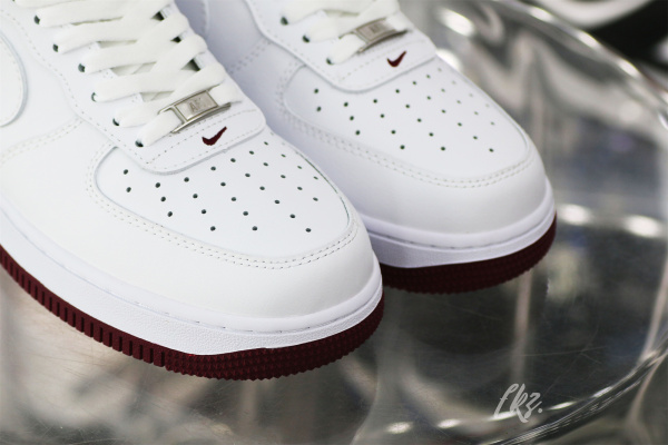 Nike Air Force 1 Low '07 White Dark Beetroot