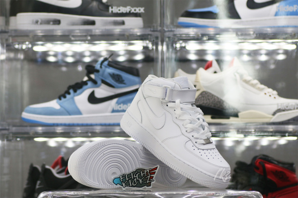 Nike Air Force 1 Mid '07 White