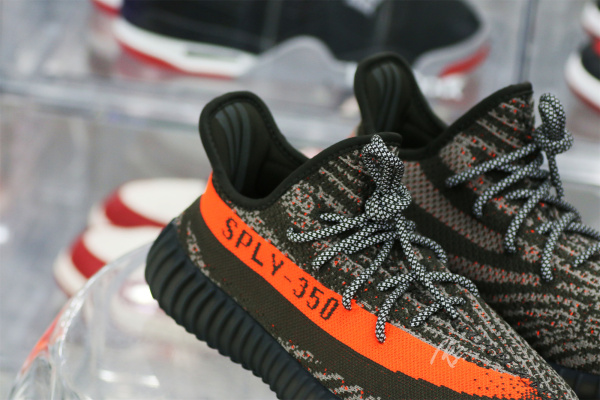 Yeezy Boost 350 V2  Carbon Beluga  2023