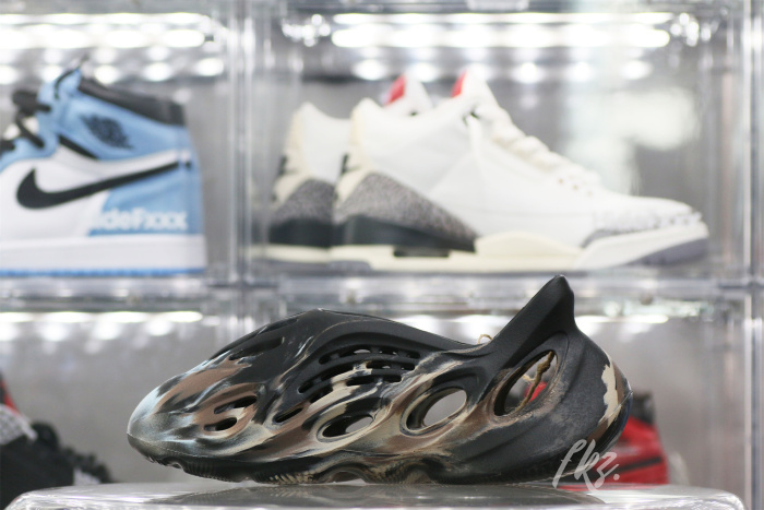 Adidas Yeezy Foam Runner “MX Brown Blue