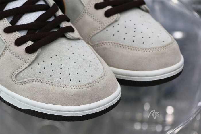 Nike SB Dunk Low Desert Sand Mahogany