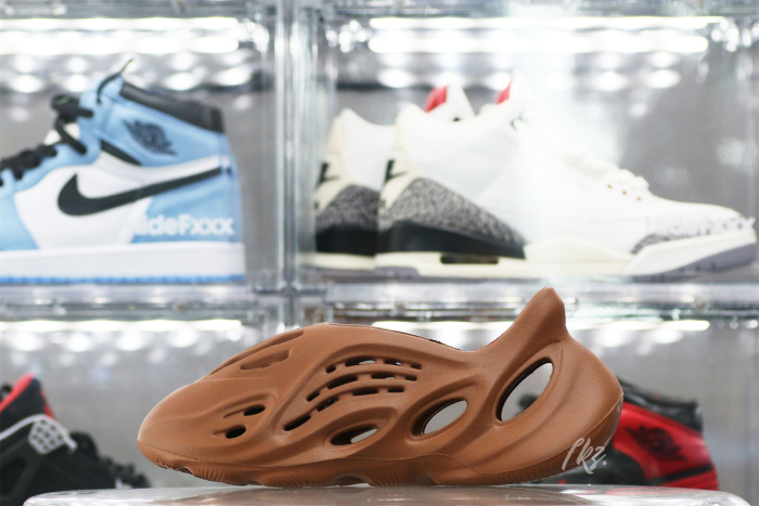 Adidas Yeezy Foam RNNR Mist GV6774