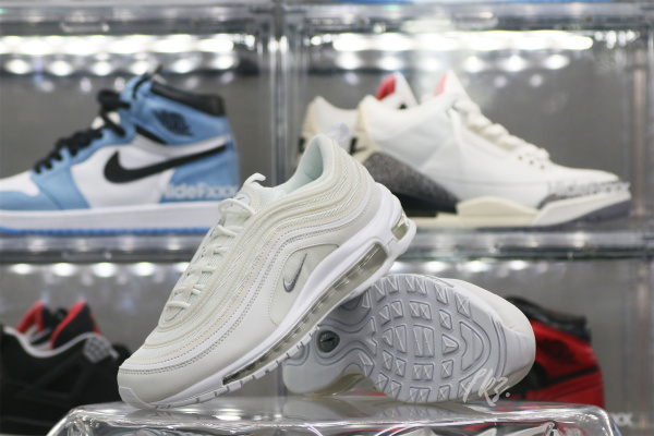 Nike Air Max 97 Triple White Wolf Grey 2017