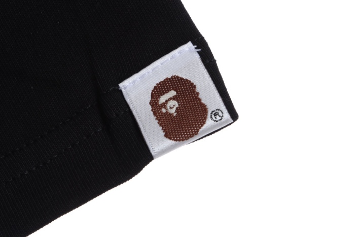 BAPE chest graffiti letters short sleeves