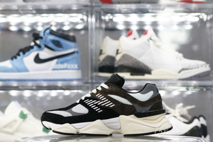 New Balance 9060 Brown Black