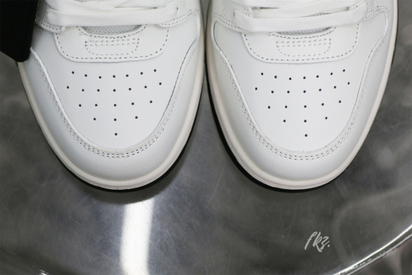 OFF-WHITE White & Black 'Out Of Office' Sneakers
