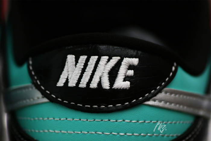 Nike SB Dunk Low Diamond Supply Co. Tiffany