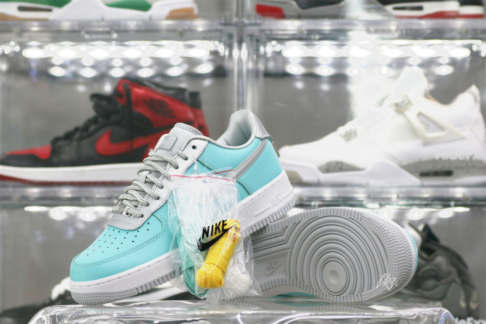 𝐓𝐥𝐅𝐅𝐀𝐍𝐘 & 𝐂𝐎. Nike Air Force 1 Low 1837