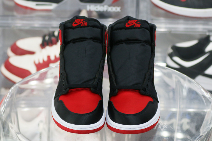 Jordan 1 Retro Satin Bred/Banned 2023（A1）