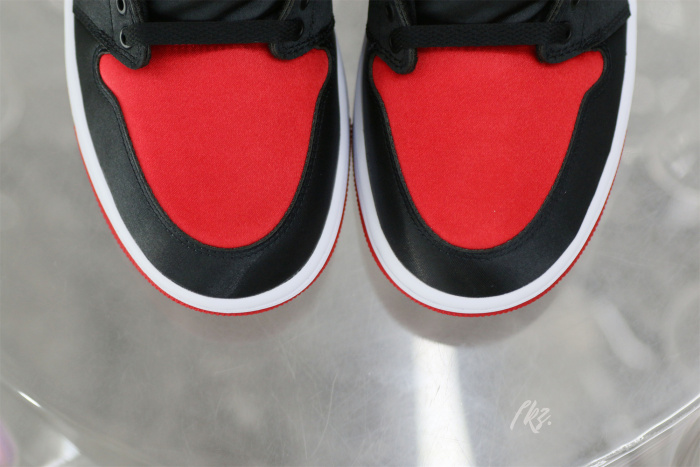Jordan 1 Retro Satin Bred/Banned 2023（A1）
