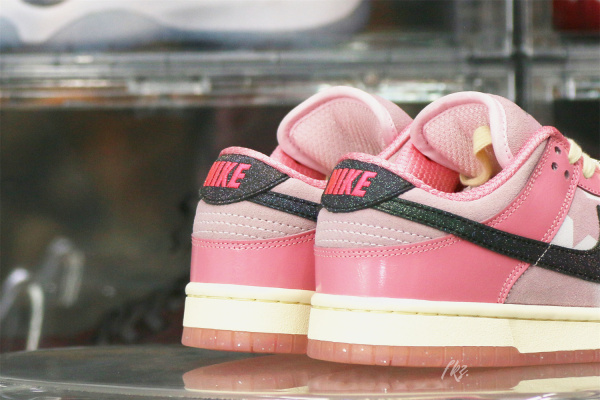 Nike Dunk Low LX Barbie (Women's)