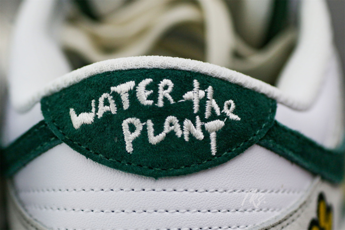 Water The Plant Dunk “Truffle Green”