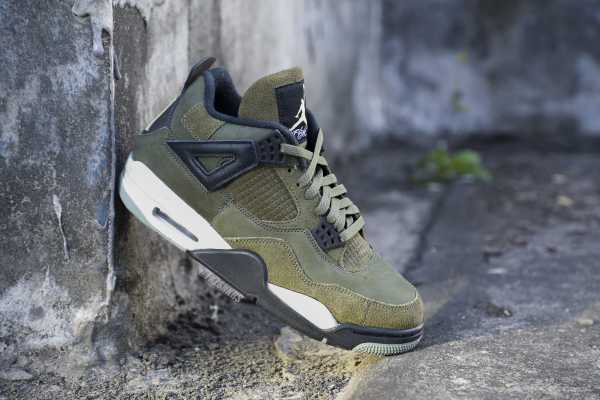 Air Jordan 4 Retro SE Craft Medium Olive（A1）