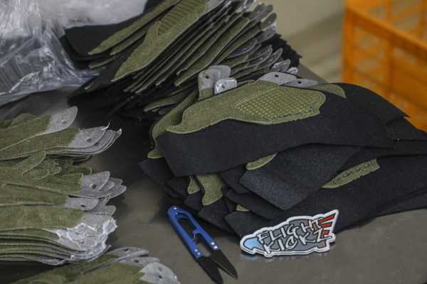 Air Jordan 4 Retro SE Craft Medium Olive（A1）
