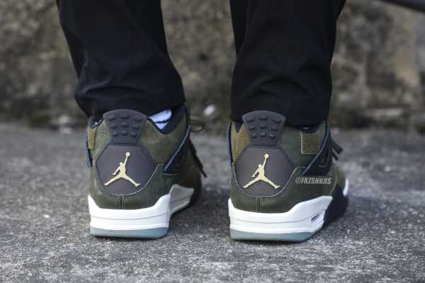 Air Jordan 4 Retro SE Craft Medium Olive（A1）