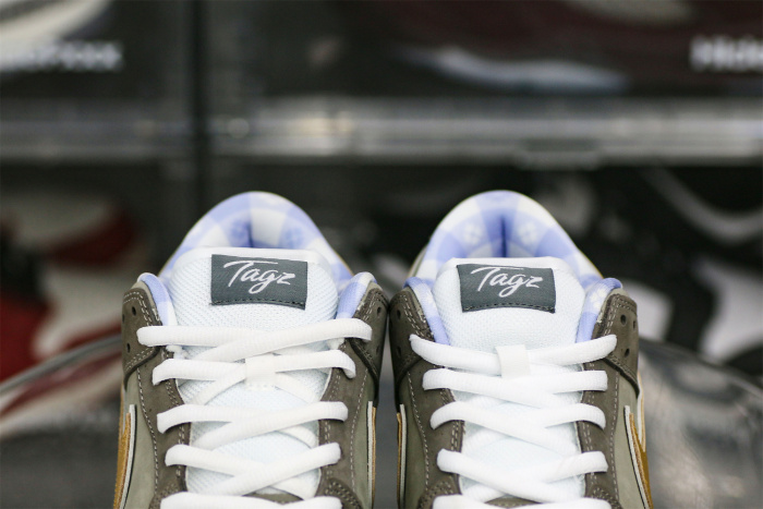 Nike SB Dunk Low Brown Lobster