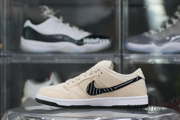 Nike SB Dunk Low Albino & Preto 2023