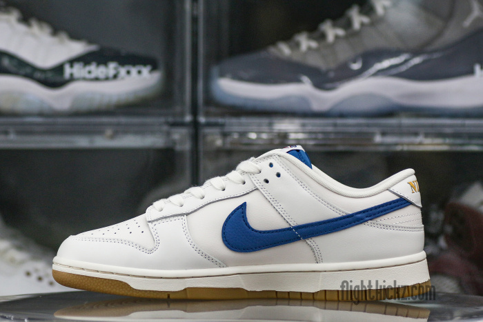 Nike Dunk Low SE Sail Dark Marina Blue