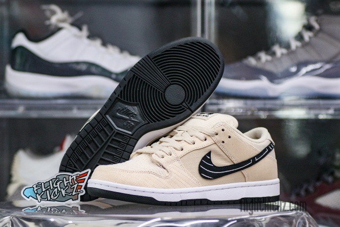 Nike SB Dunk Low Albino & Preto 2023