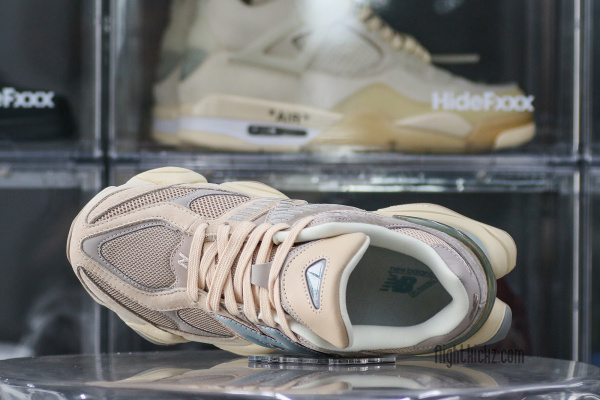 New Balance 9060 Ivory