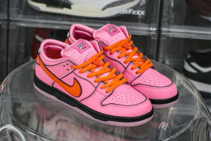 The Powerpuff Girls x Nike SB Dunk Low Blossom 