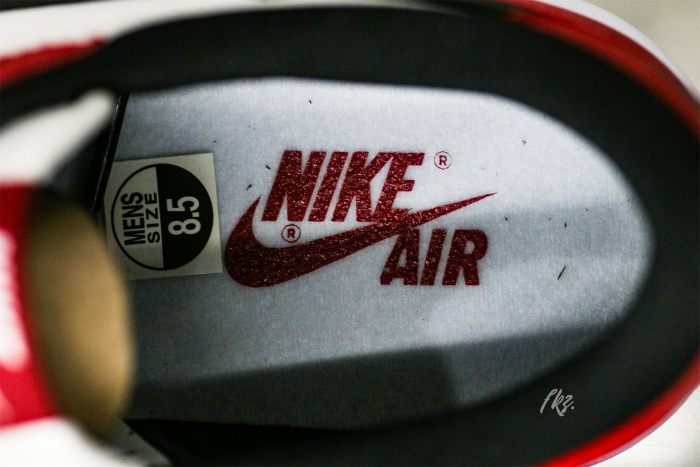 Air Jordan 1 Low  Chicago 2016