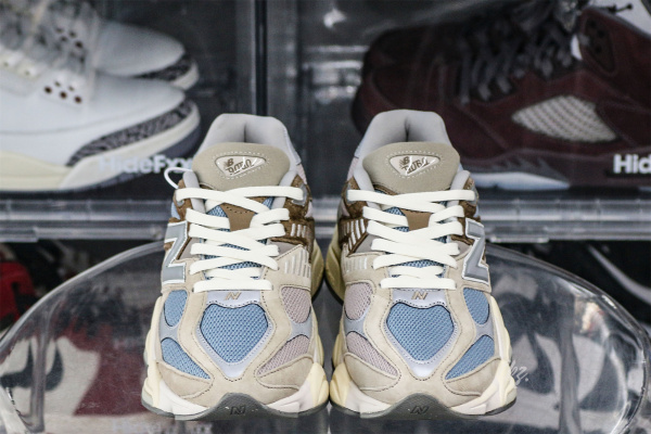New Balance 9060 Mushroom