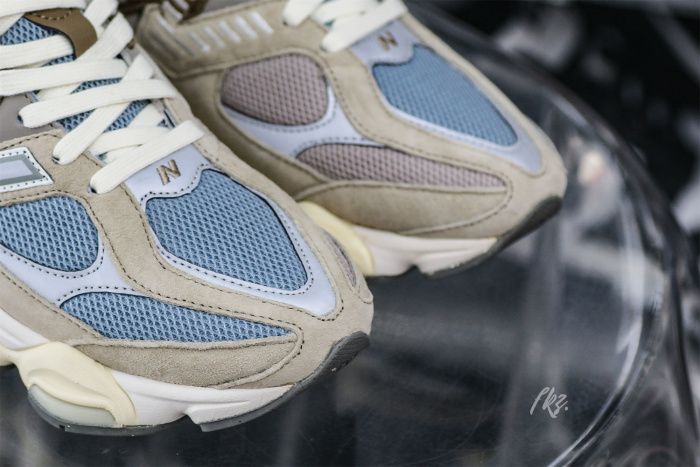 New Balance 9060 Mushroom