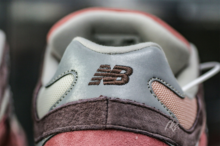 New Balance 9060 Cherry Blossom Pack Mineral Red