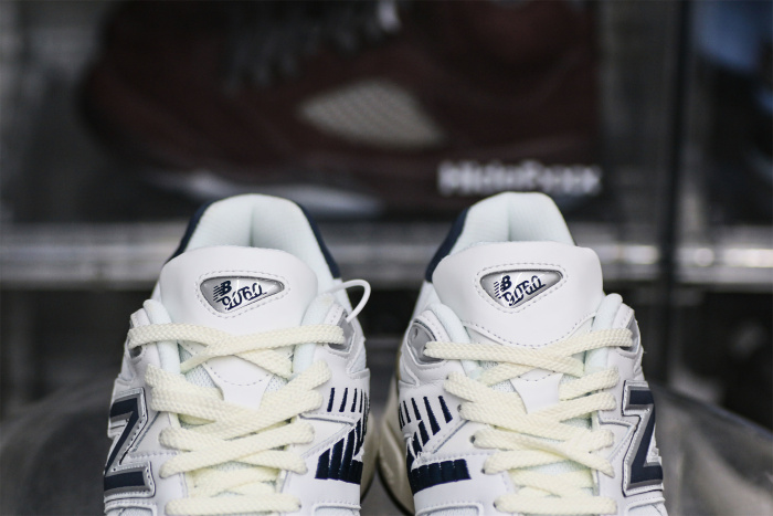New Balance 9060 White Navy