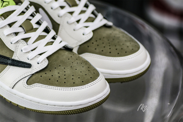 Travis Scott x Air Jordan 1 Low Golf Neutral  Olive（A1）