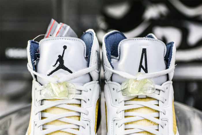 A Ma Maniere Air Jordan 5 SP  Photon Dust/Diffused Blue WMS（A1）