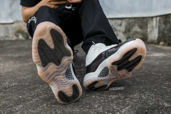 Air Jordan 11  “Neapolitan”（WMNS）（A1）