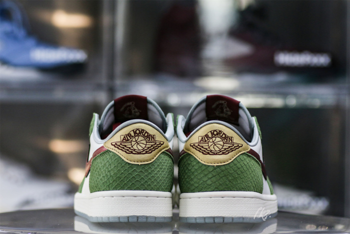 Air Jordan 1 Low OG “Year Of The Dragon ” 2024
