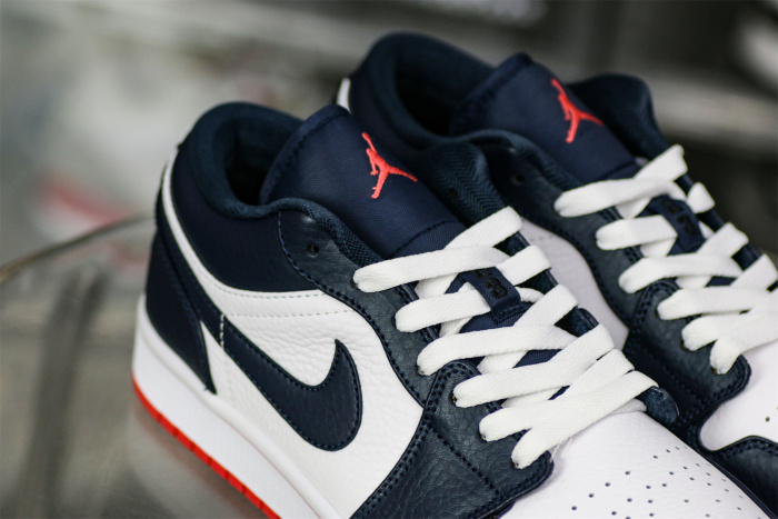 Air Jordan 1 Retro Low Obsidian Ember Glow 2018