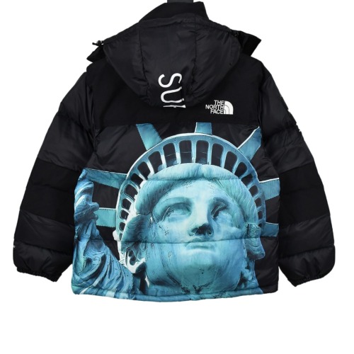Suprem3 19FW Week 10 x The North Face